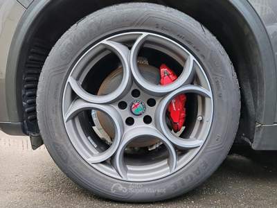 Alfa Romeo Stelvio 2.2d 190cv Q4 Sprint AT8 +Navi+Camera Grigio usata Torino