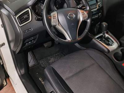 Nissan Qashqai 1.6 dci 130cv Xtronic Auto Euro 6 Bianco usata Torino