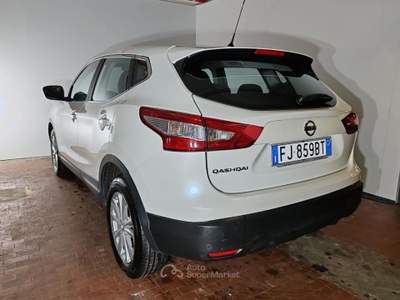 Nissan Qashqai 1.6 dci 130cv Xtronic Auto Euro 6 Bianco usata Torino