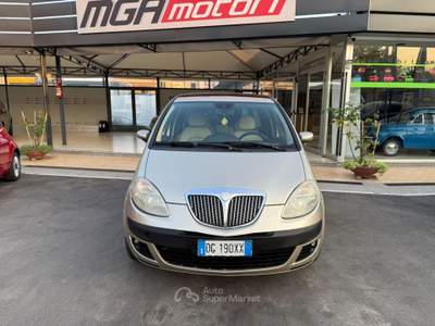 Lancia Musa 1.4 16V Platino Plus Bronzo usata Giugliano in Campania