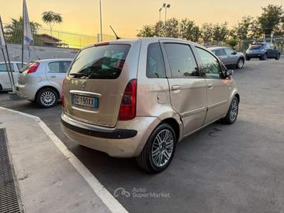 Lancia Musa 1.4 16V Platino Plus Bronzo usata Giugliano in Campania
