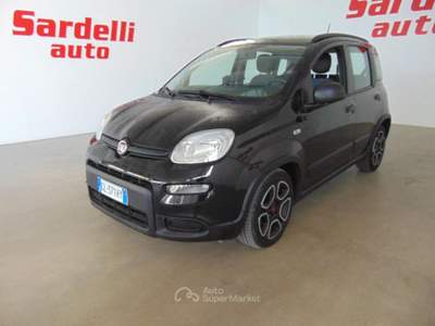 Fiat Panda 1.0 FireFly S&S Hybrid City Life Nero usata San Vito dei Normanni
