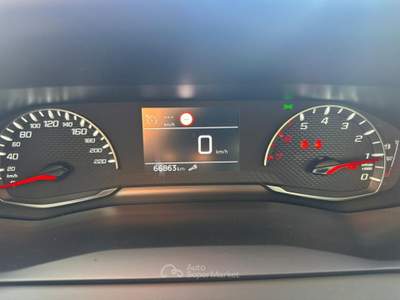 Peugeot 208 PureTech 100 Stop&Start 5 porte Allure Bianco usata Oderzo
