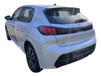 Peugeot 208 PureTech 100 Stop&Start 5 porte Allure Bianco usata Oderzo
