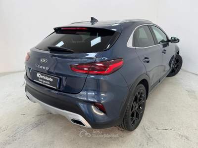 Kia XCeed 1.6 GDi 141 CV PHEV DCT High Tech Blu/Azzurro usata Lurate Caccivio