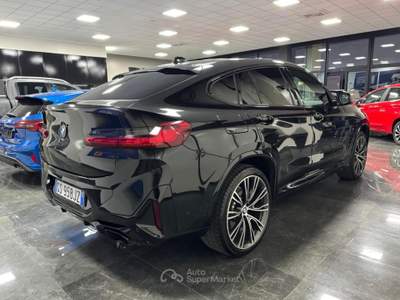 BMW X4 xDriveM40d 48V Nero usata Medesano
