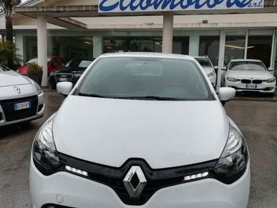 Renault Clio 1.5 dCi 8V 75 CV S&S 5p. Wave Bianco usata Modica