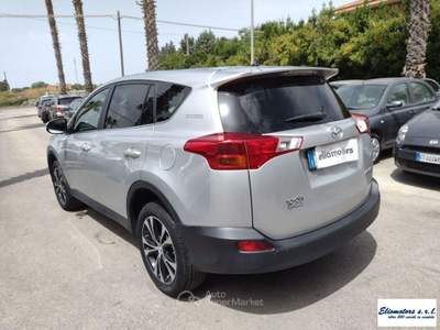 Toyota RAV4  2.0 D-4D 2WD Business Pack Argento usata Modica