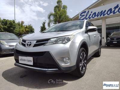 Toyota RAV4  2.0 D-4D 2WD Business Pack Argento usata Modica