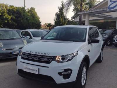 Land Rover Discovery Sport 2.0 TD4 150 CV SE Bianco usata Modica