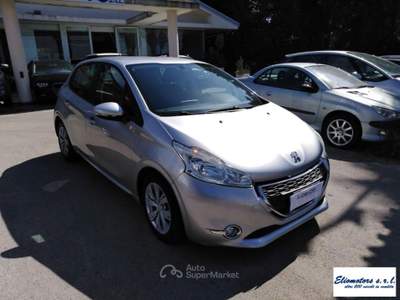 Peugeot 208 1.6 e-HDi 92 CV Stop&Start 5p. Active Argento usata Modica