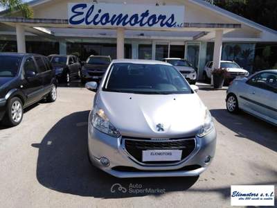Peugeot 208 1.6 e-HDi 92 CV Stop&Start 5p. Active Argento usata Modica