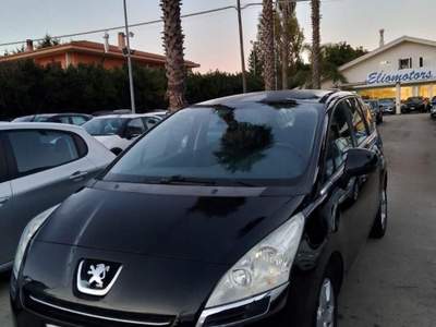 Peugeot 5008  1.6 HDi 112 CV Business Nero usata Modica