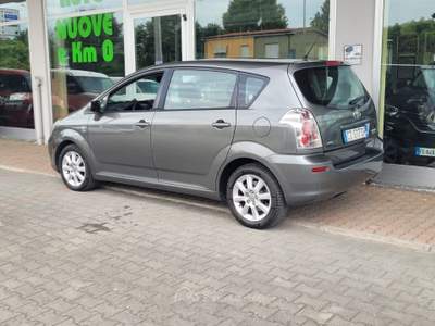 Toyota Corolla Verso 2.2 16V D-4D Grigio usata Cotignola