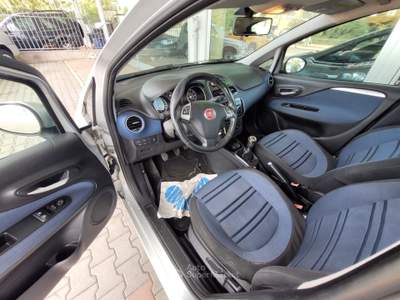 Fiat Punto 5 porte Easypower Street Grigio usata Cotignola