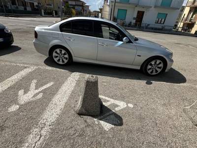 BMW Serie 3 320d Bmw 320d 2008  Grigio usata Vallefoglia