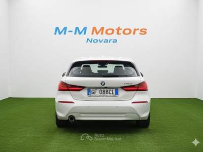 BMW Serie 1 116d d 5p. Business Bianco usata Galliate