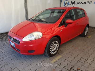 Fiat Punto 1.4 5 porte Active BIFUEL GPL Rosso usata Firenze