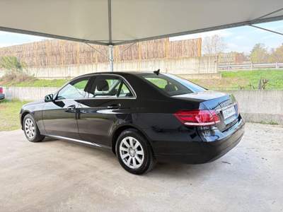 Mercedes-Benz Classe E BlueTEC Automatic CHILOMETRI E MOTORE ORIGINALI Nero usata Pavia