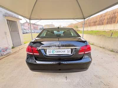 Mercedes-Benz Classe E BlueTEC Automatic CHILOMETRI E MOTORE ORIGINALI Nero usata Pavia