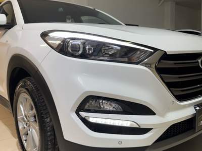 Hyundai Tucson Hyundai tcson da vetrina  Bianco usata Villa Literno