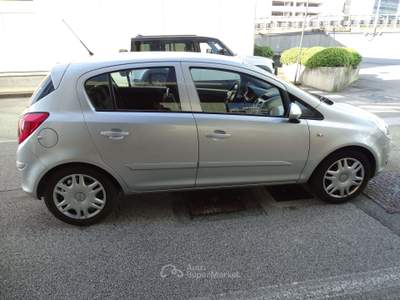 Opel Corsa Corsa IV 2006 5p 1.2 Club OK PER NEO PATENTATI Argento usata Padova