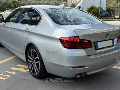 BMW Serie 5 520d 520d Luxury Grigio usata SORA