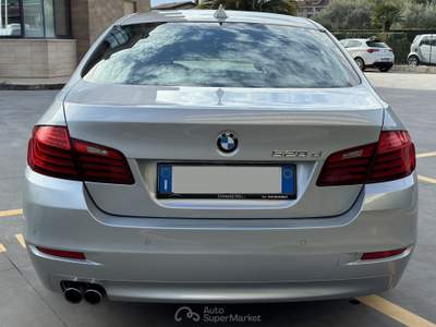 BMW Serie 5 520d 520d Luxury Grigio usata SORA
