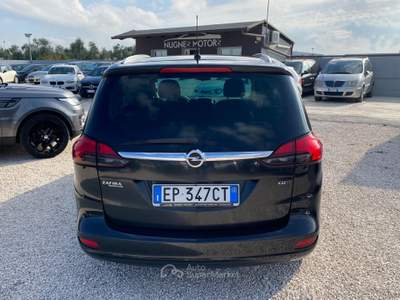 Opel Zafira Tourer 2.0 CDTi 130CV Elective 7 Posti Unico Propietario Neopatentati Nero usata Corato