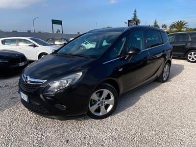 Opel Zafira Tourer 2.0 CDTi 130CV Elective 7 Posti Unico Propietario Neopatentati Nero usata Corato