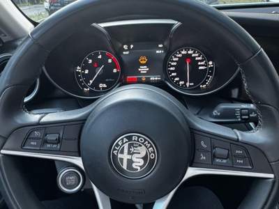 Alfa Romeo Giulia Alfa Romeo Giulia 2.2 180cv AWD  Bianco usata Riccione