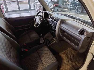 Suzuki Jimny 1.3 4WD Evolution  GANCIO TRAINO Bianco usata Novellara