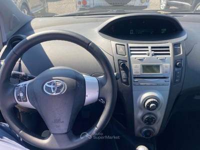 Toyota Yaris 1.4 D-4D 5p. Sol Blu/Azzurro usata CATANIA