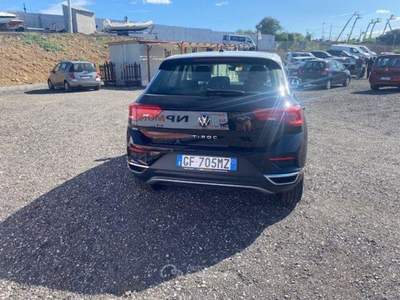 Volkswagen T-Roc 1.0 TSI Style BlueMotion Tech. Nero usata CATANIA