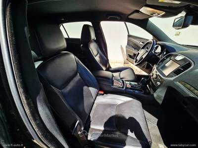 Lancia Thema Thema 3.0 V6 Mjet II 190 CV Platinum Nero usata Veglie