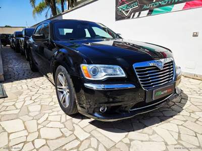 Lancia Thema Thema 3.0 V6 Mjet II 190 CV Platinum Nero usata Veglie