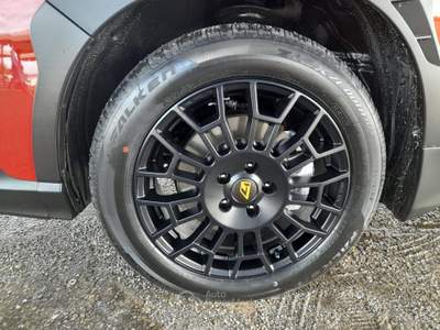 Subaru Crosstrek 2.0i e-Boxer MHEV CVT Style *WILD EDITION* Rosso usata Firenze