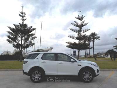 Land Rover Discovery Sport 2.0 TD4 150 CV Auto Business Edition Pure Bianco usata Gallipoli