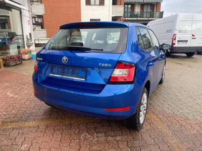 Skoda Fabia 1.0 60CV AMBITION Display-sedili riscaldati Blu/Azzurro usata Boves