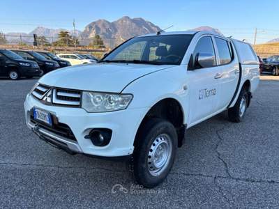Mitsubishi L200 MOTORE ROTTO 2.5 DI-D Double Cab Bianco usata Gemona del Friuli