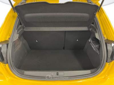 Peugeot 208 1.2 puretech 100cv allure Giallo usata Vicenza