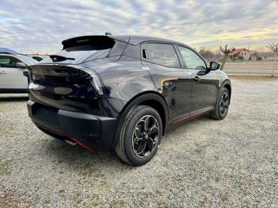 Alfa Romeo Junior 1.2 ibrida Speciale 136cv edct6 Nero usata Osasco