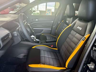 Jeep Avenger Avenger mhev The North Face 4xe 145cv edct6 Nero usata Osasco