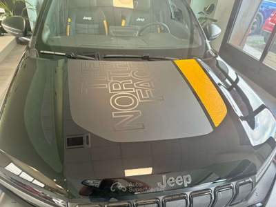 Jeep Avenger Avenger mhev The North Face 4xe 145cv edct6 Nero usata Osasco