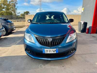 Lancia Ypsilon 5 porte S&S Hybrid Silv usata Latina