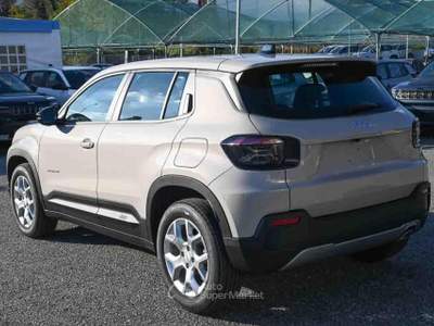 Jeep Avenger 1.2 Turbo 100 CV Altitude Beige usata Pianezza