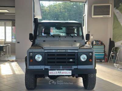 Land Rover Defender 90 2.5 td5 (7 POSTI) Grigio usata Mornago