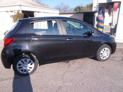 Toyota Yaris  1.0 5p. Active Nero usata Terni
