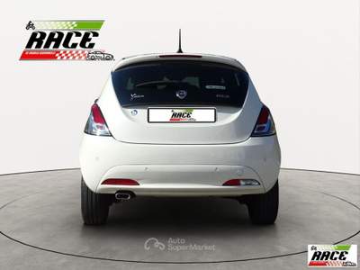 Lancia Ypsilon 1.0 FireFly 5p.S&S Hyb. Eco Gold Bianco usata Pieve a Nievole