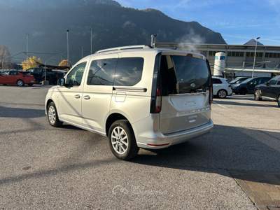 Ford Tourneo Connect Tourneo Connect 2.0 EcoBlue 122CV Powershift Titanium Grigio usata Scurelle